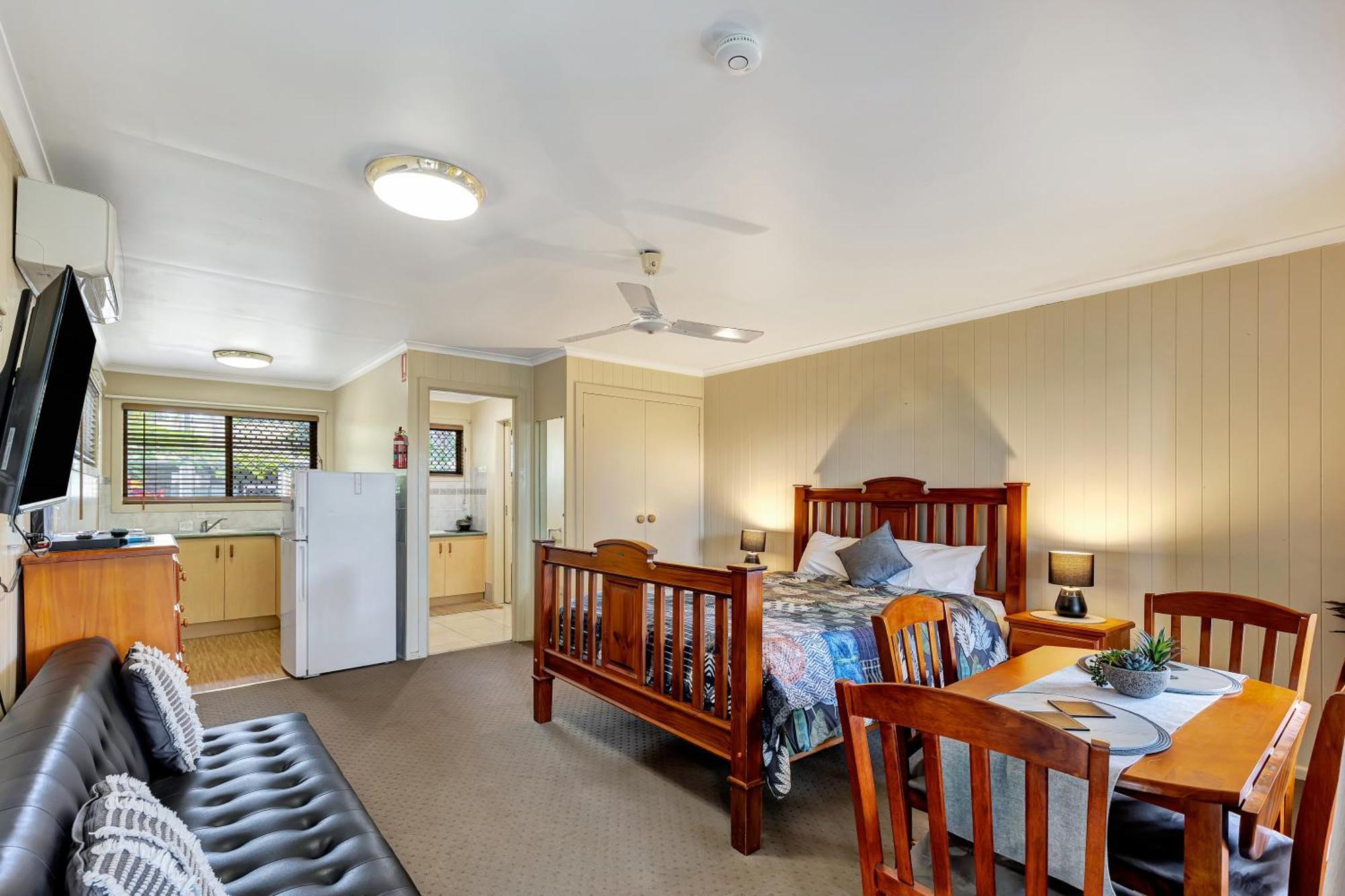 Sanctuary Lakes Fauna Retreat Aparthotel 3*